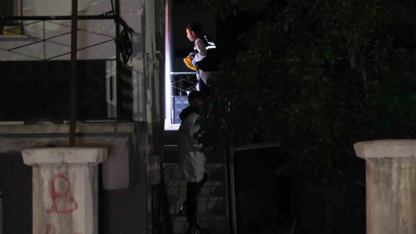 Karaman’da Alacak Verecek Meselesi Kanlı Bitti: Karnından Bıçaklanan Şahsın Durumu Ağır