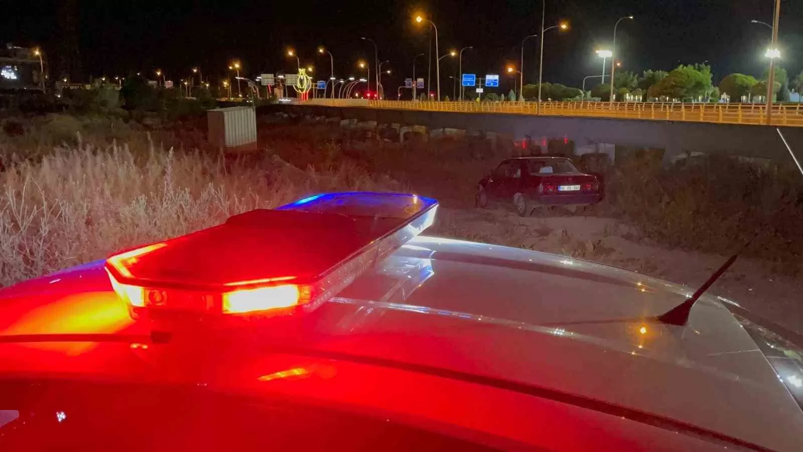 Karaman’da Kaza Sonrası Aracını Tarlaya Bırakıp Yaya Dönen Alkollü Sürücüye 101 Bin Lira Ceza!