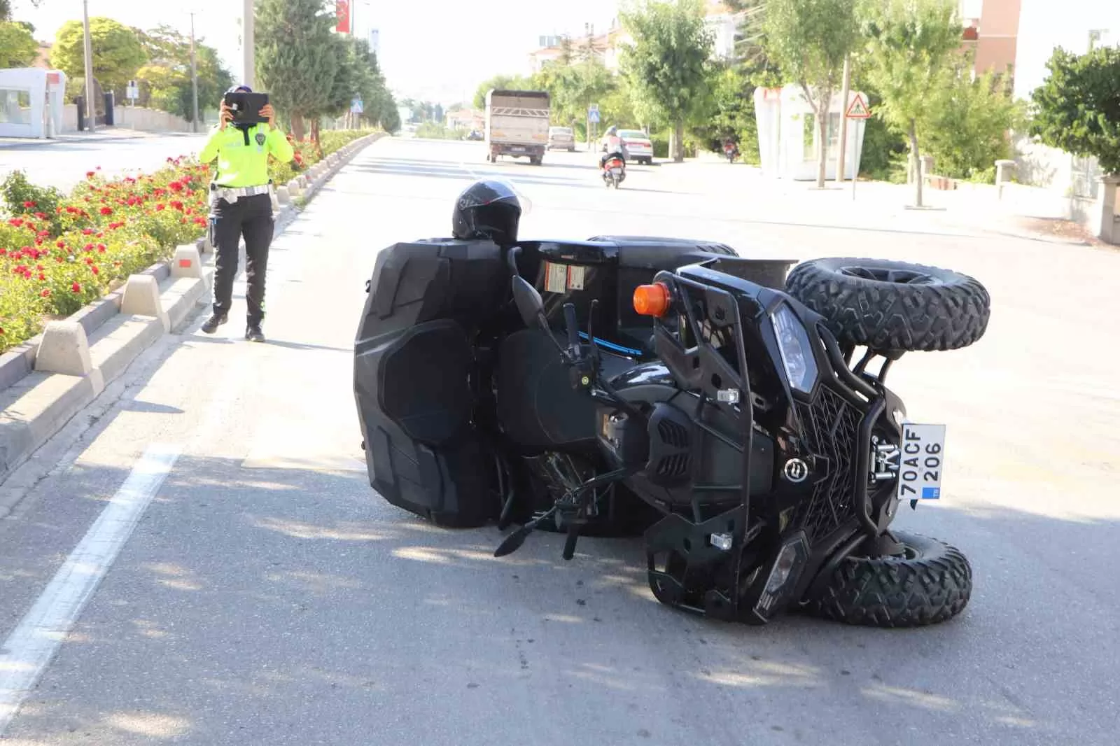 Karaman’da Tatil Dönüşü Öncesi Üzen Kaza: Devrilen ATV’deki Anne ve 6 Yaşındaki Oğlu Yaralandı!
