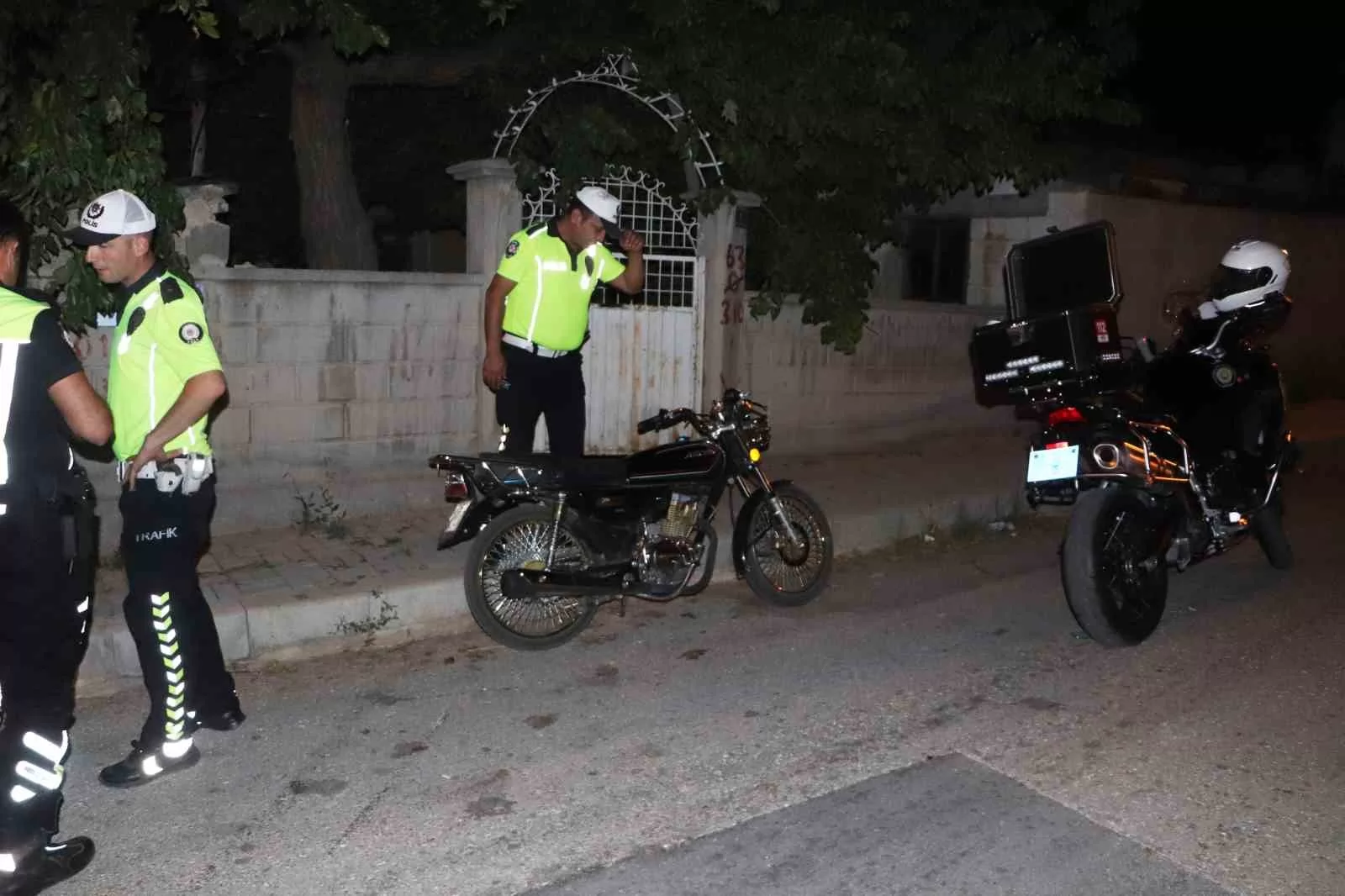 Karaman’da Şahin Timlerinden Kaçamadı: Ehliyetsiz Sürücüye 402 Bin Lira Ceza!