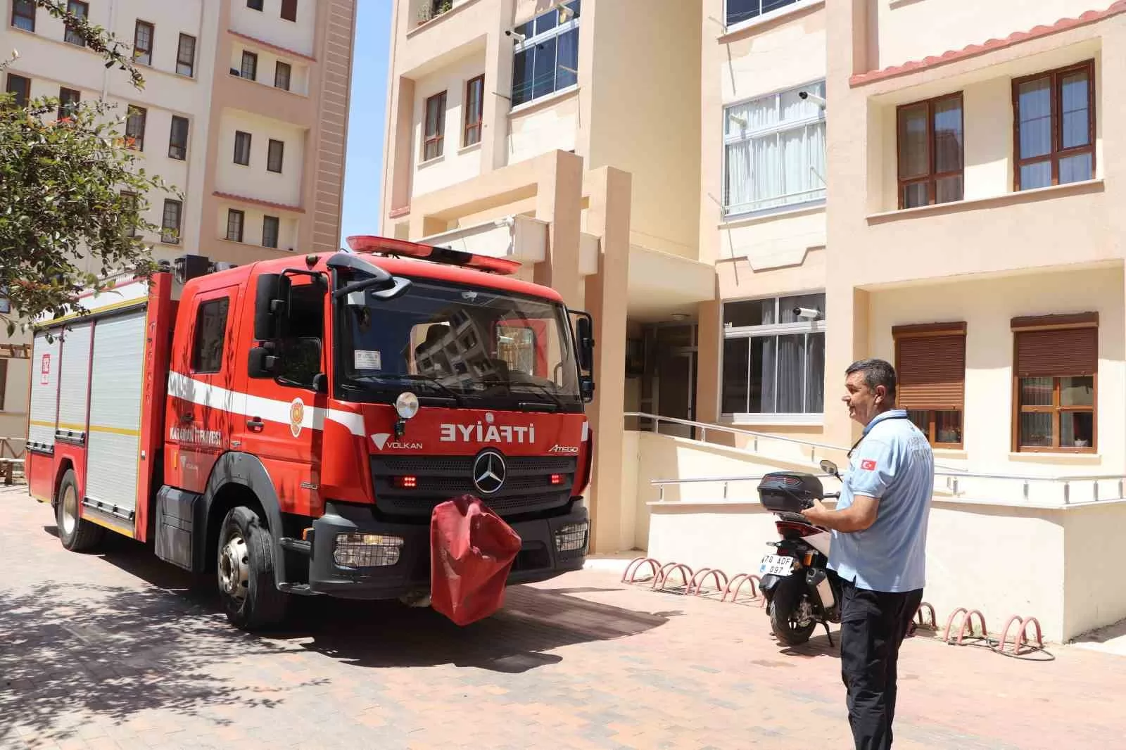 Karaman’da Apartman Dairesinde Yangın Paniği: İtfaiye Büyümeden Söndürdü!