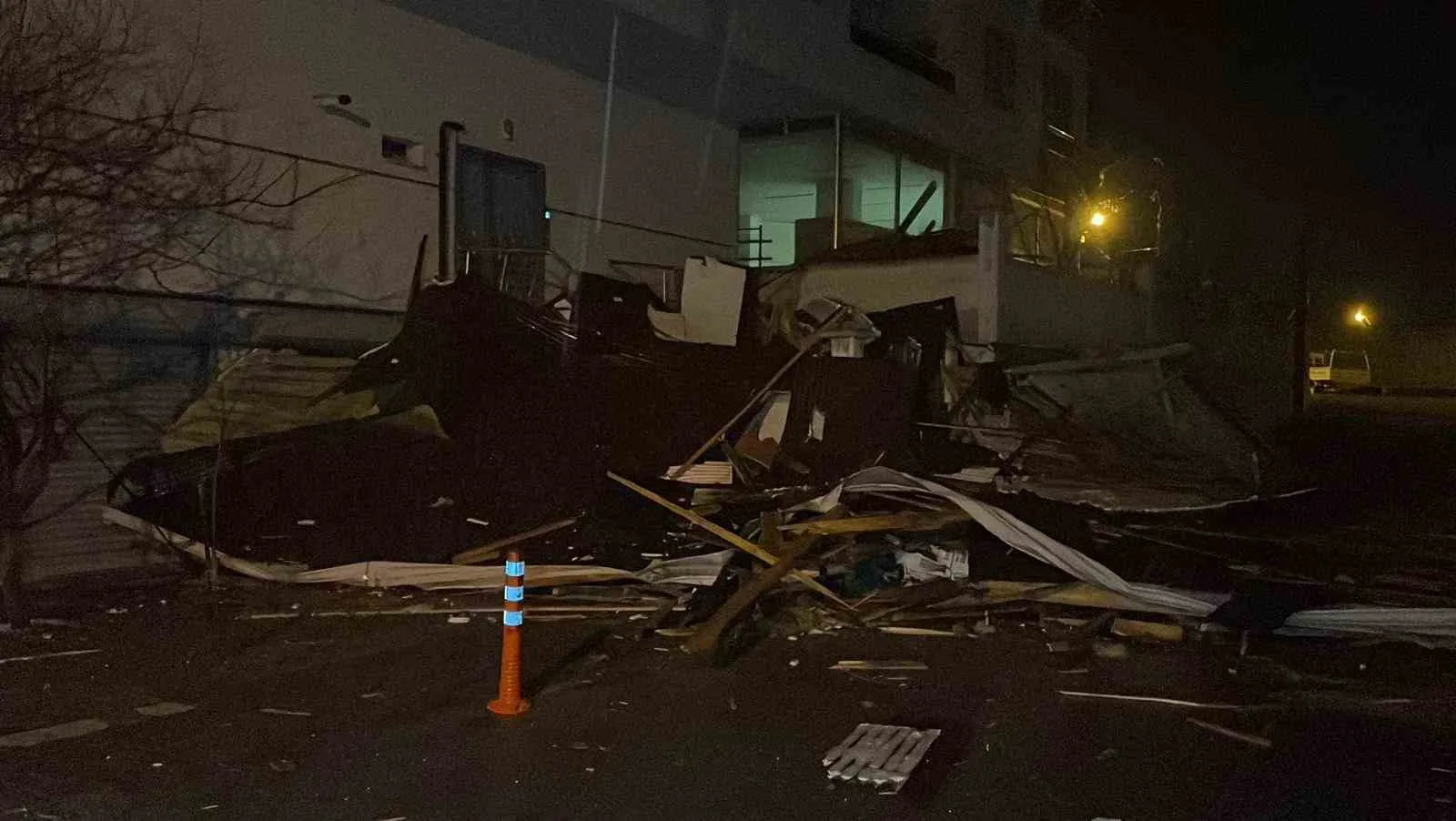 Karaman’da Etkili Olan Fırtına Hayatı Olumsuz Etkiledi