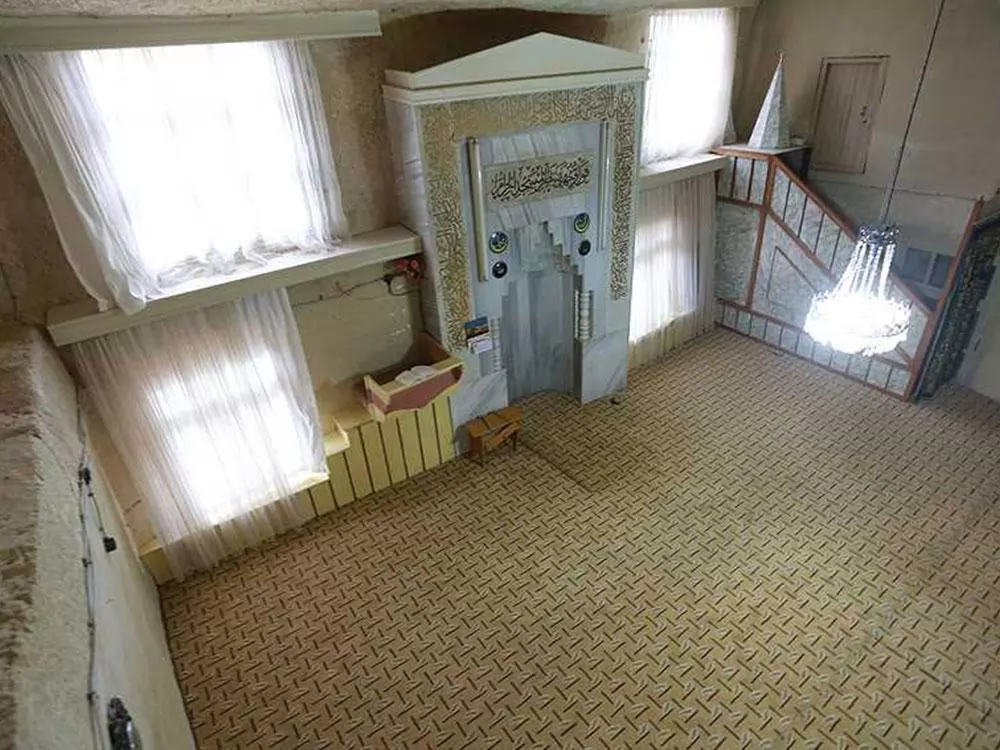 Taşkale Taş Mescit: Kayalığın Kalbinde Saklı Bir Mabed