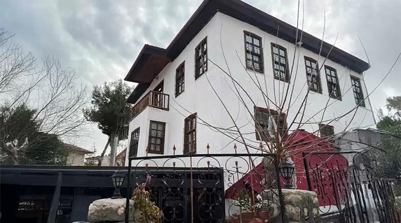 Ayten Hanım Konağı