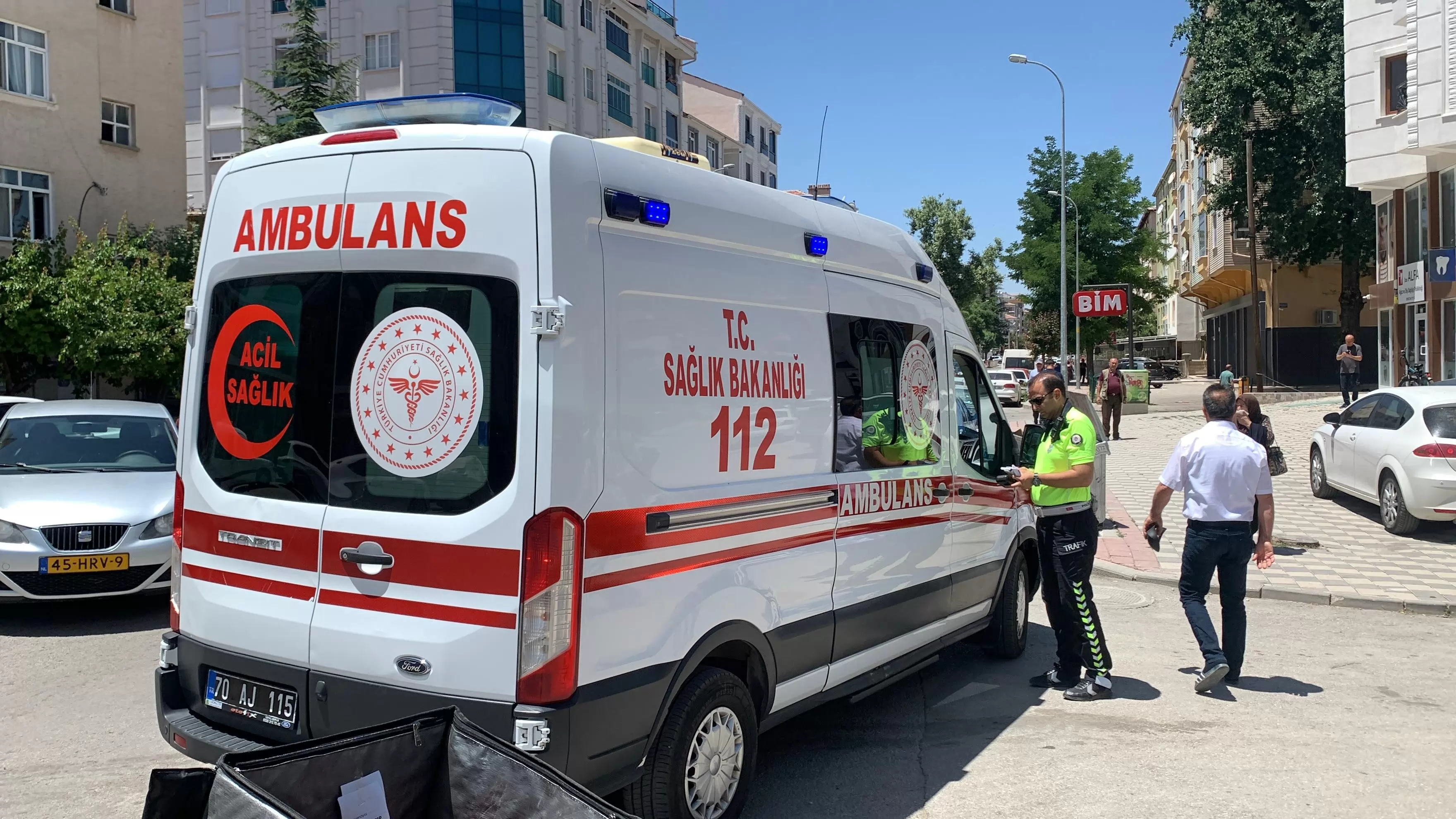 Karaman’da otomobille çarpışan motokurye yaralandı