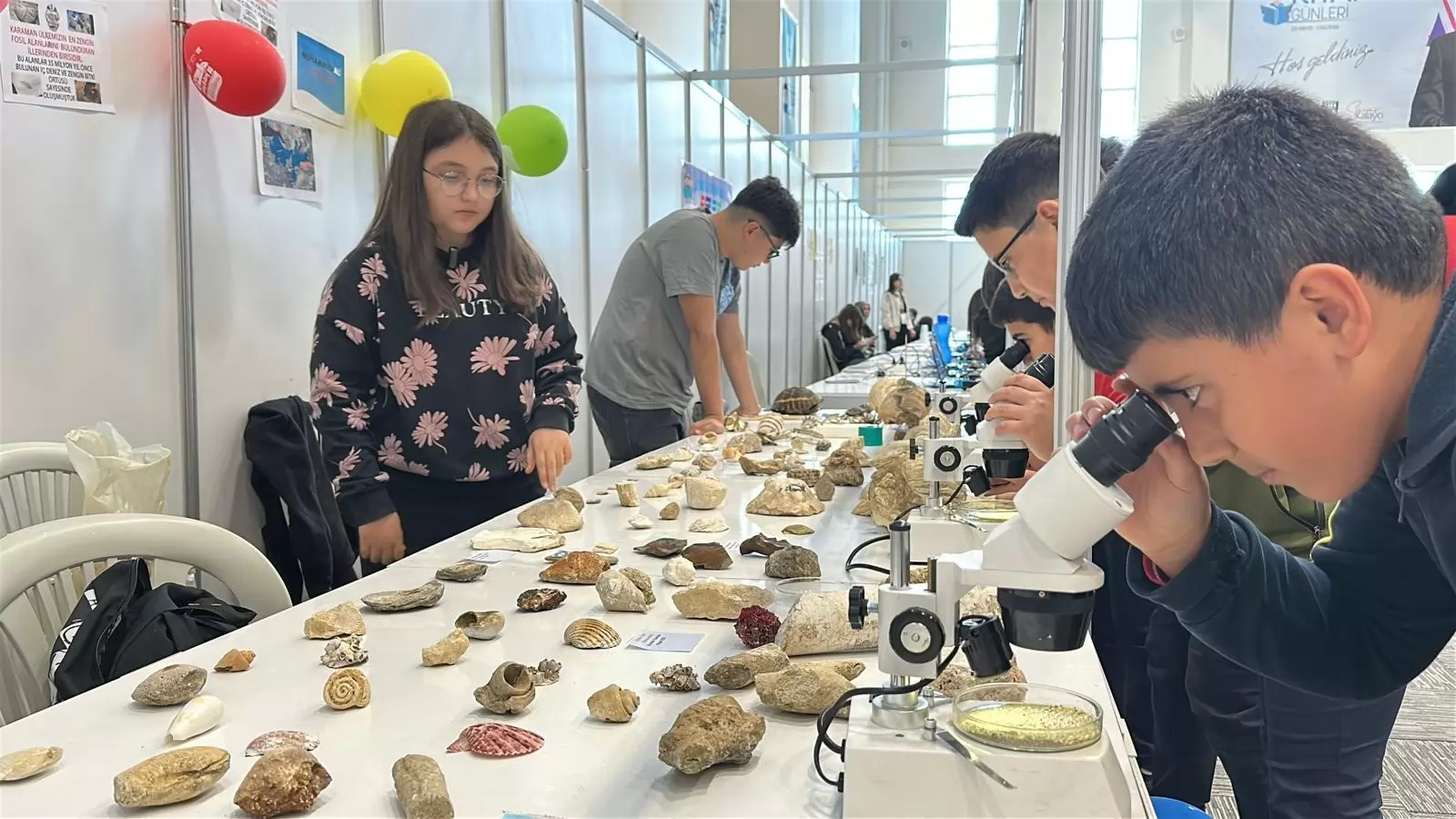 Karamanlı 12 yaşındaki Bahar, binlerce fosille kendi müzesini kurdu